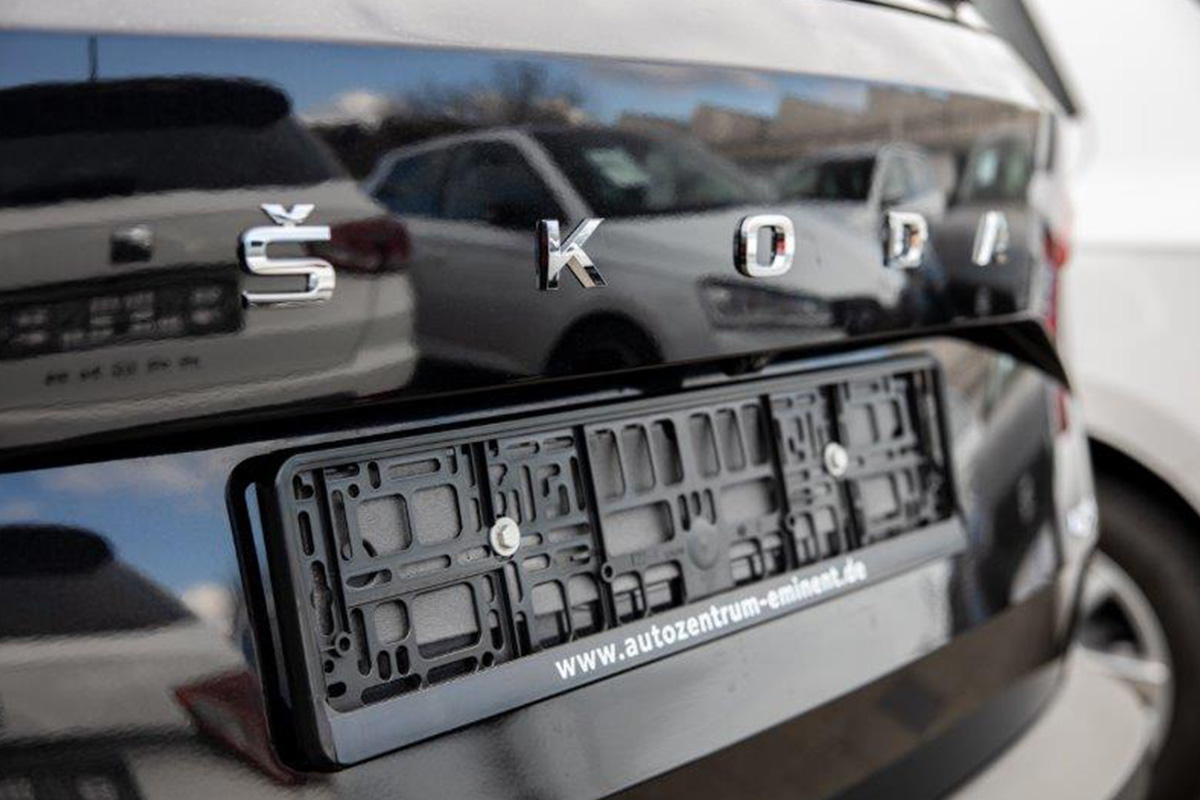 ŠKODA bei Autozentrum Eminent in Reutlingen
